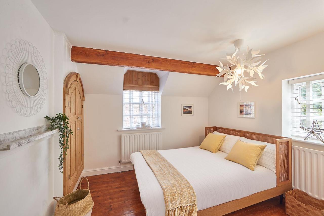 Host & Stay - Abbey View Cottage Whitby Bagian luar foto